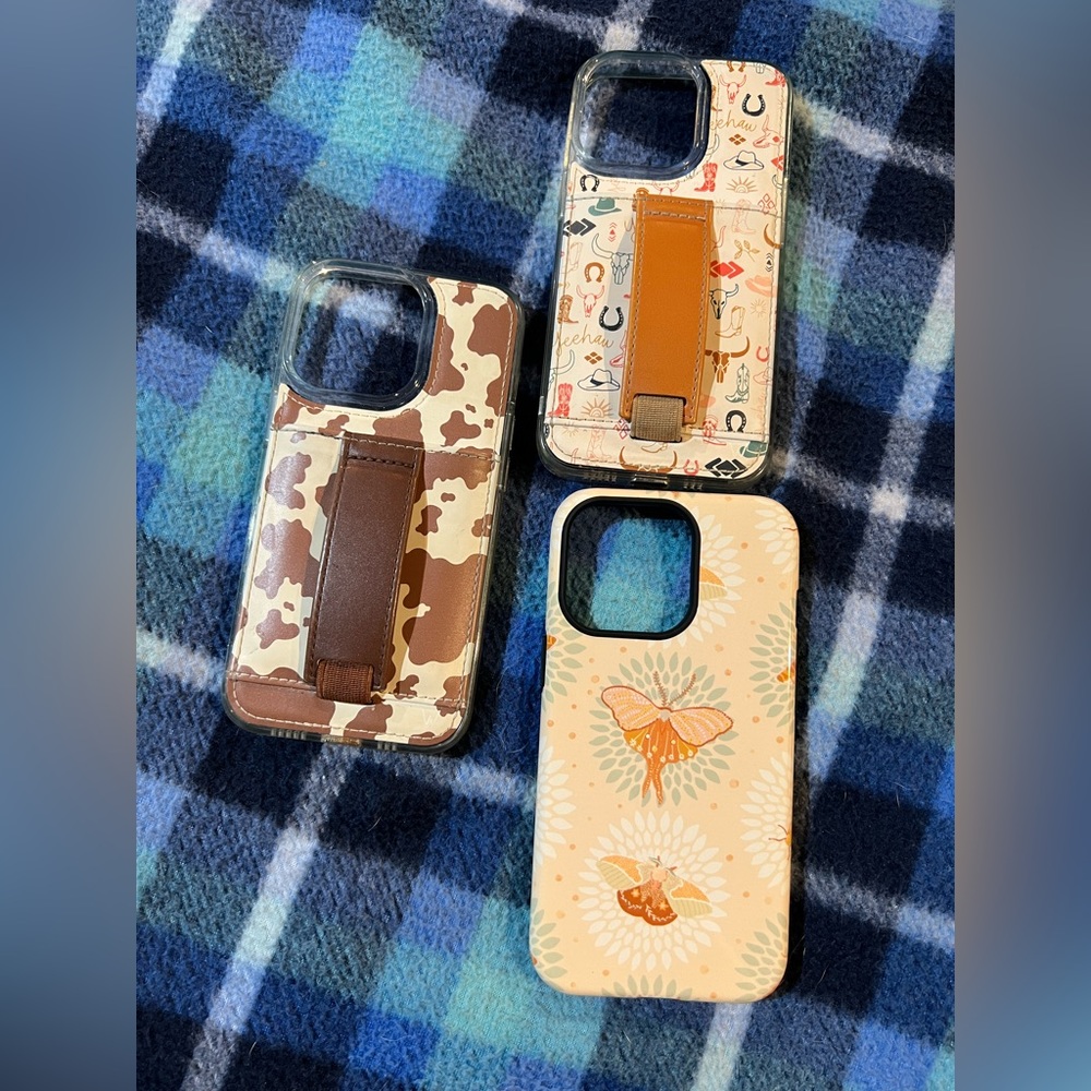 3 iPhone 13 Pro phone cases